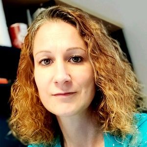 Meet your Posher, Alina